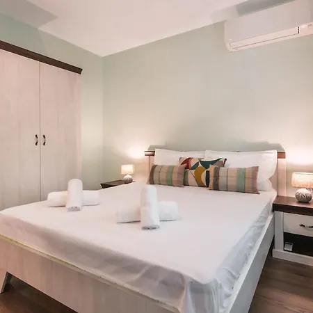 Peaceful Pastel Retreat In Apartament *